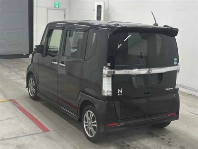 HONDA N BOX CUSTOM