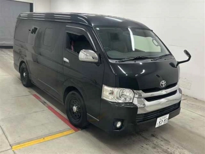 TOYOTA HIACE WAGON