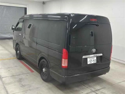 TOYOTA HIACE WAGON