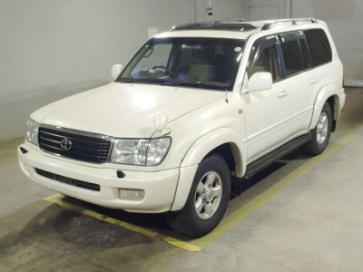 TOYOTA LAND CRUISER 100