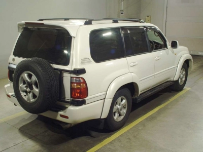 TOYOTA LAND CRUISER 100