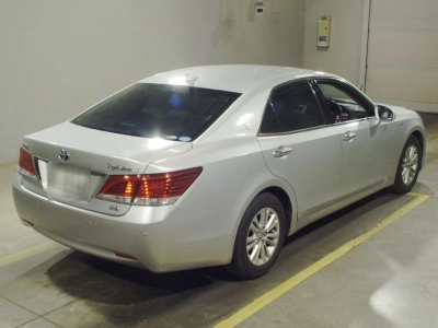 TOYOTA CROWN HYBRID