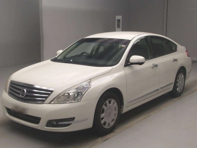 NISSAN TEANA