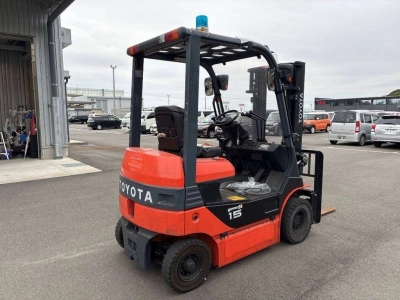 TOYOTA  FORKLIFT 
