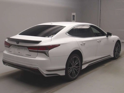 LEXUS LS