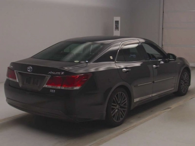 TOYOTA CROWN HYBRID