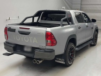 TOYOTA HILUX PICK UP