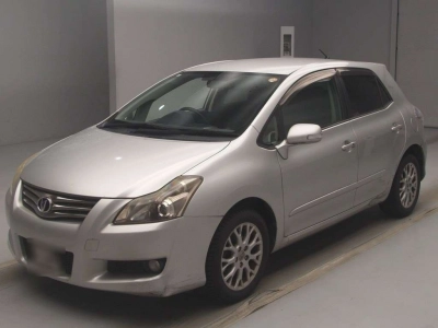 TOYOTA BLADE
