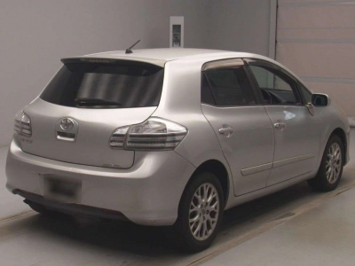 TOYOTA BLADE