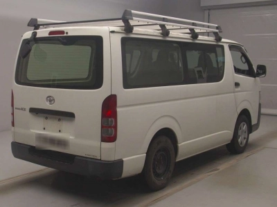 TOYOTA REGIUS VAN
