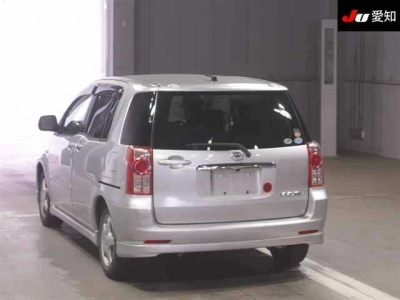TOYOTA RAUM