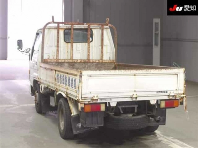 TOYOTA DYNA TRUCK