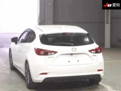 MAZDA AXELA SPORT