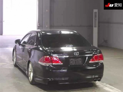TOYOTA CROWN ATHLETE