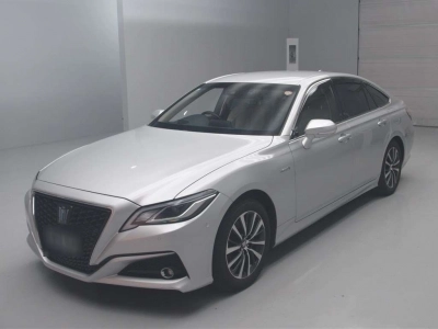 TOYOTA CROWN HYBRID
