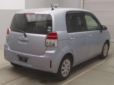 TOYOTA SPADE