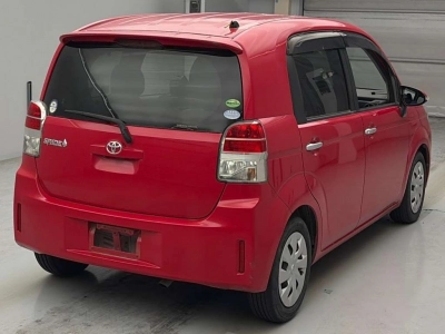 TOYOTA SPADE