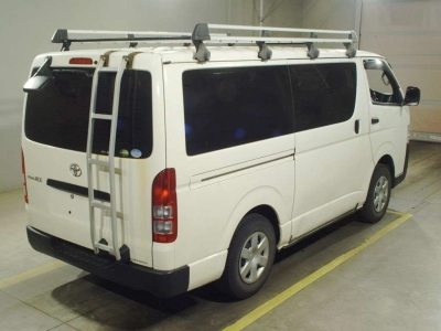 TOYOTA REGIUS VAN