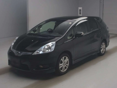 HONDA FIT SHUTTLE HYBRID