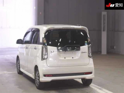 HONDA N-WGN
