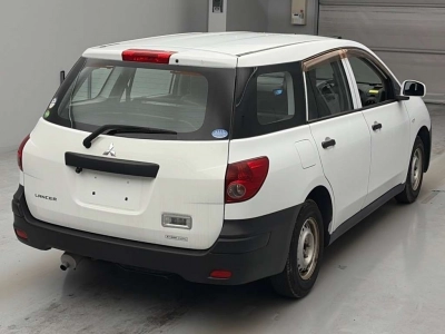 MITSUBISHI LANCER CARGO