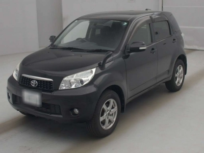 TOYOTA RUSH