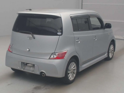 TOYOTA BB