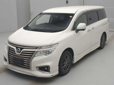 NISSAN ELGRAND