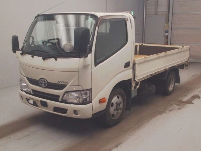 TOYOTA DYNA TRUCK