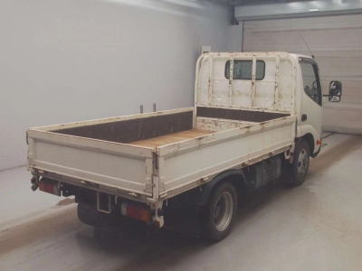 TOYOTA DYNA TRUCK
