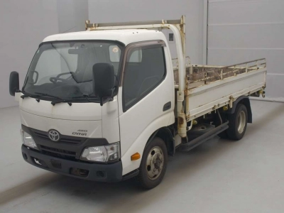 TOYOTA DYNA TRUCK