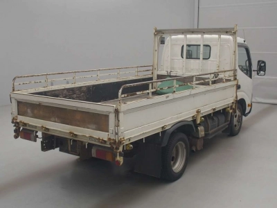 TOYOTA DYNA TRUCK