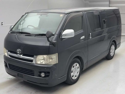 TOYOTA REGIUS VAN
