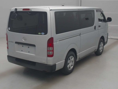 TOYOTA REGIUS VAN