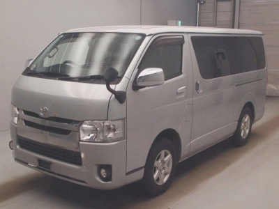 TOYOTA REGIUS VAN