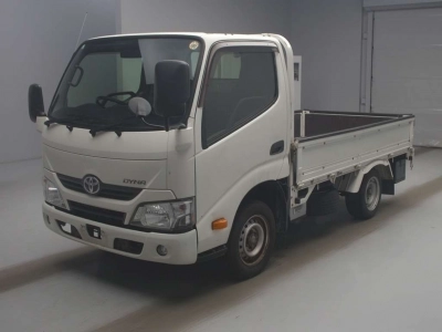 TOYOTA DYNA TRUCK