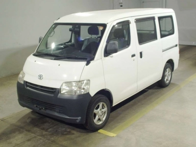TOYOTA TOWN ACE VAN