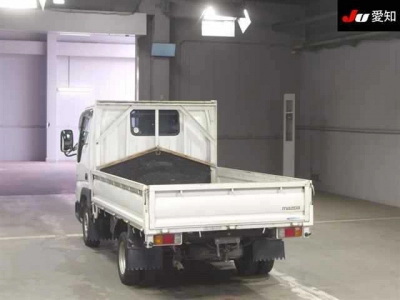 MAZDA TITAN