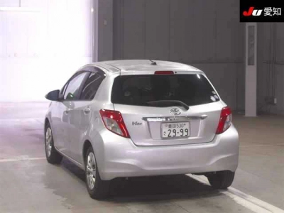 TOYOTA VITZ