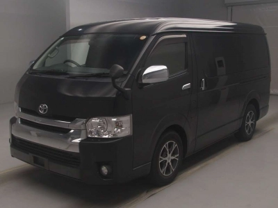 TOYOTA HIACE WAGON