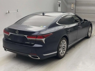 LEXUS LS