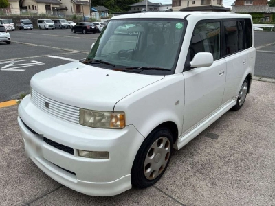 TOYOTA BB