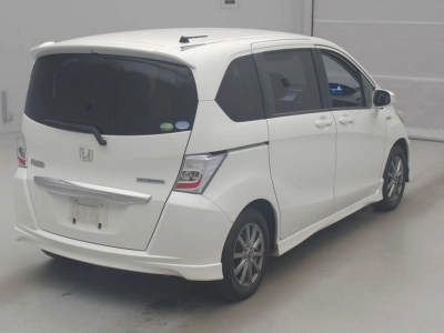 HONDA FREED HYBRID