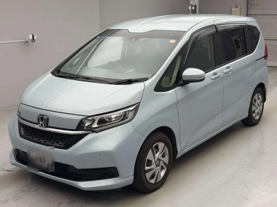 HONDA FREED HYBRID
