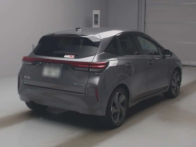NISSAN AURA