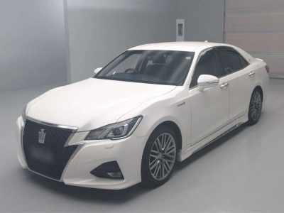 TOYOTA CROWN HYBRID
