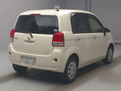 TOYOTA PORTE