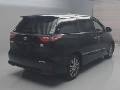 TOYOTA ESTIMA HYBRID