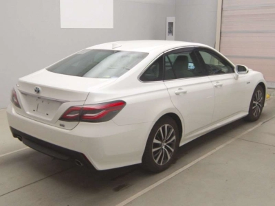 TOYOTA CROWN HYBRID