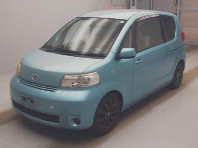 TOYOTA PORTE